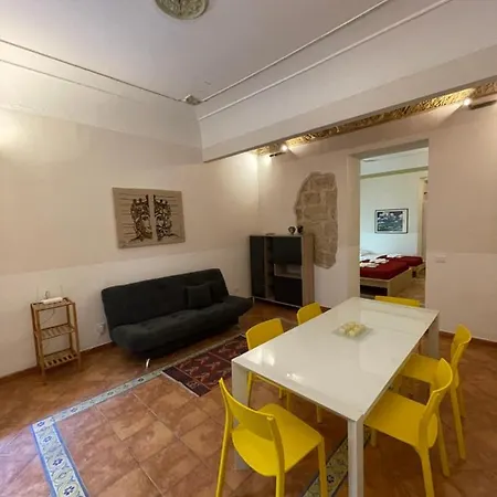 Sicooli Via D'aragona 33 Apartmán *